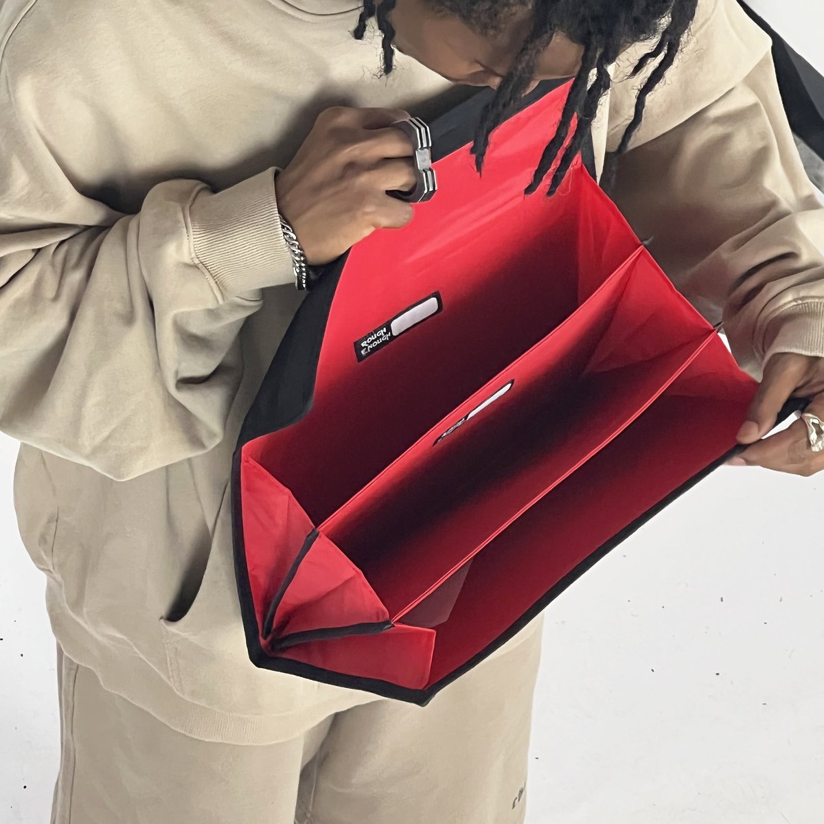 RoughEnoughUSA's tweet image. Rough Enough Expanding File Folder for Important Documents Storage RE8437-Water Resistant

#filefolder #documentfolder #documentbag #documentholder #documentorganizer #documentpouch #filebag #documentsstorage #roughenough #amazonsale #amazonfinds