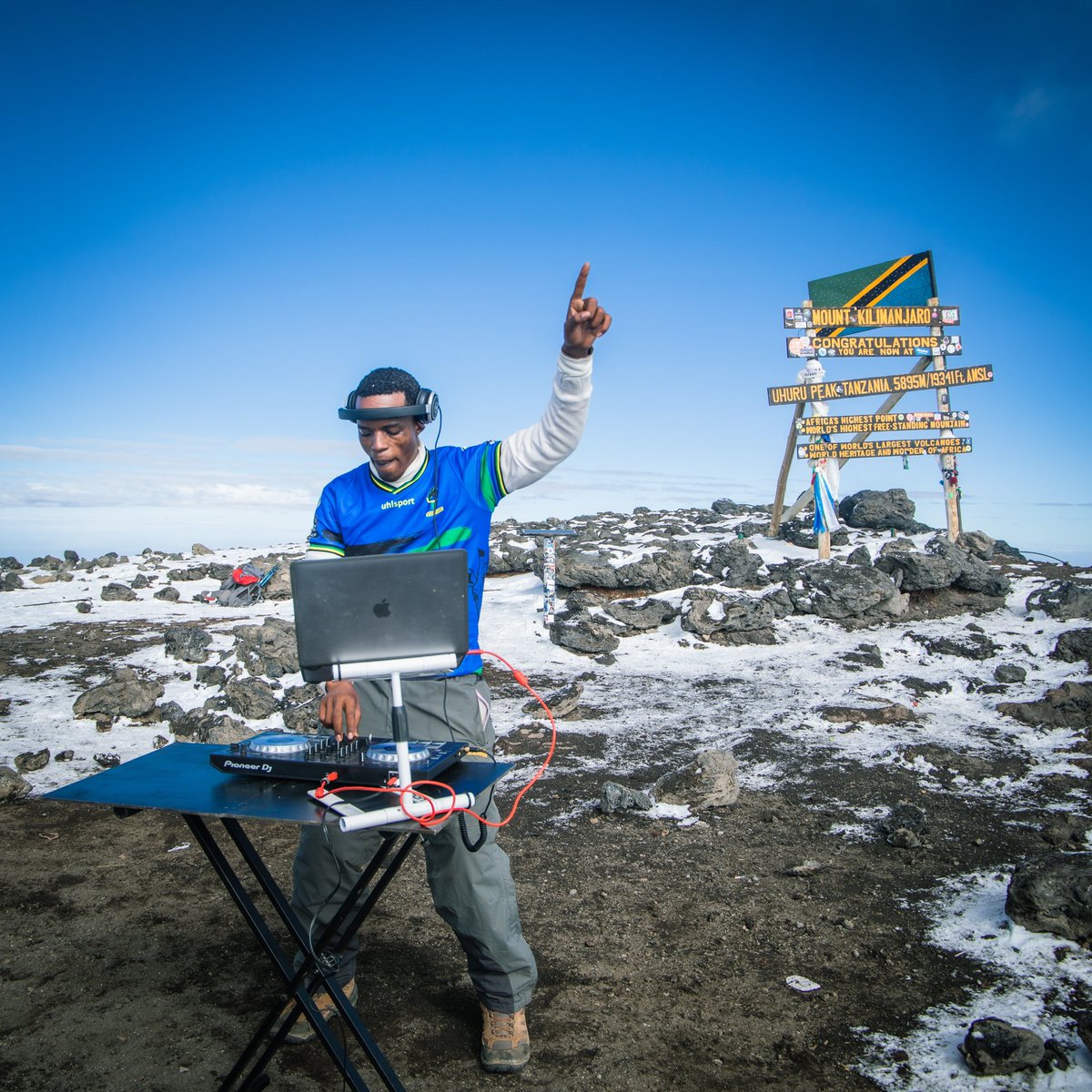 DjJoozey's tweet photo. My full set that I played at the peak of Mount Kilimanjaro the highest free standing Mountain in the world, Will be out on Thursday 10:00 Am… East Africa time https://t.co/51EQMZ5IQP