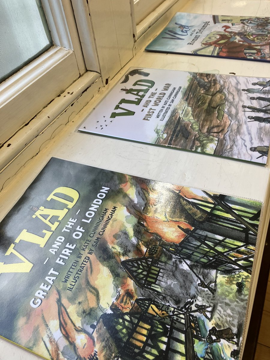 LboroAmherst's tweet image. We are super excited to have @reading_riddle with us today for a series of writing workshops! 📚🌟 #ReadingRiddle #LboroAmherst