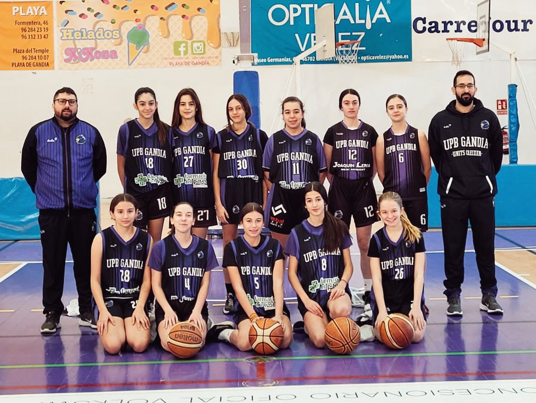 UPBGandia's tweet photo. CANTERA |⛹️‍♀️🏠🏀

🔝‼️Vaya EQUIPAZO‼️🔝

👏‼️ESPECTACULAR‼️👏

El Infantil preferente G @elpaseofarmacia entrenado por Nacho Mañó y José Bañuls han hecho una primera fase perfecta sin conocer la derrota y llevan 7⃣ de 7⃣ en esta segunda.

‼️ENHORABUENA‼️

#UNITSCREIXEM💜 @fbcv_es https://t.co/hivc7WrxGo