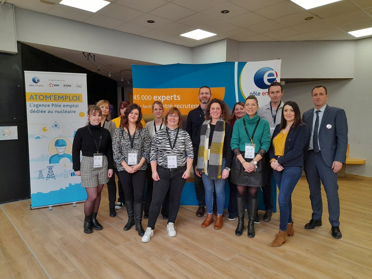 #semainedunucleaire
Les équipes @poleemploi_ara et #atomemploi prêtent pour accueillir les demandeurs d'emploi au forum nucléaire de #saintvulbas.
<a href="/EDFofficiel/">EDF</a>