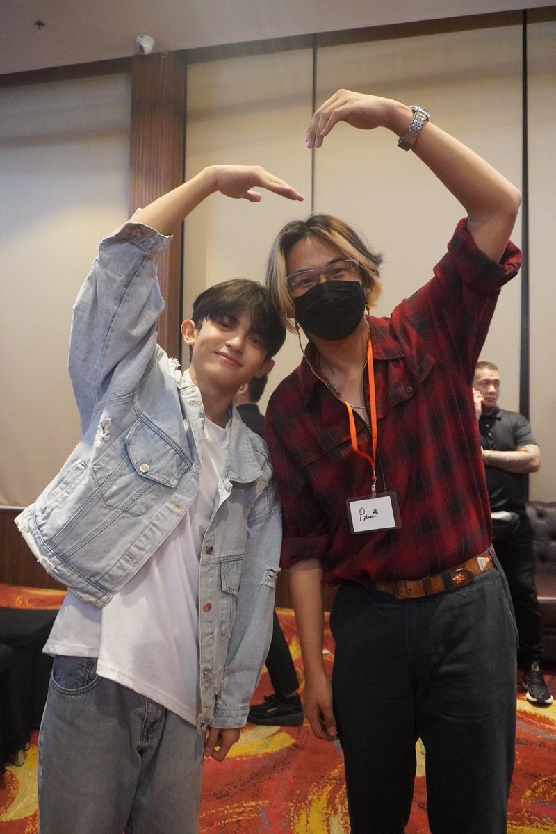TinolaJ's tweet photo. Salamat @princeencelan sa super masayang first fanmeet experience ko. Wag mong kalimutan dalhin sa school yung payong ahh para di ka maulanan. Saka sorry sana pala yumuko ako para maayos yung heart. Sensya na puro dogshow utak ko ngayon HAHAHAHAHAH.
#TogetherWithPrince https://t.co/N7yCpL18nO