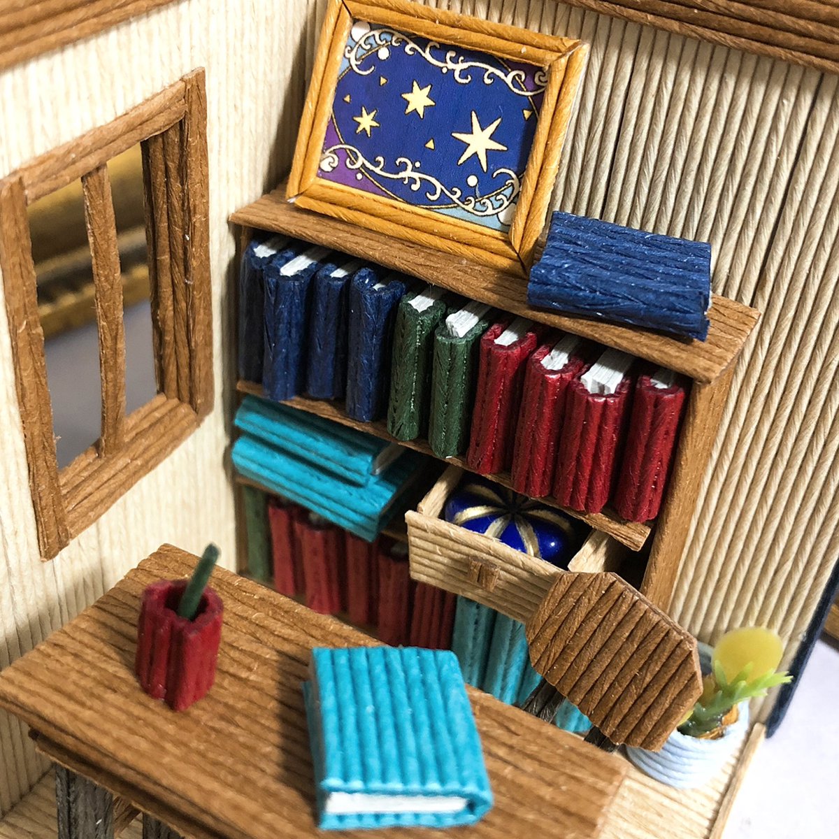 クラフトバンド(紙バンド)で ミニチュア書斎作りました📚
