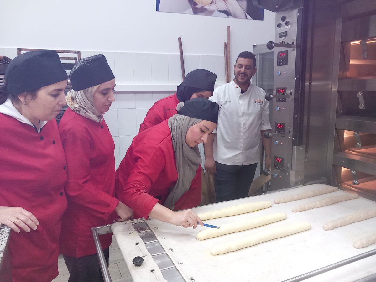 #8març #8M  #cooperaciónfeminista
📍 Promover el #derechoaltrabajo de las mujeres es fundamental para combatir la desigualdad estructural. 💪Junto con la Unión Feminista de Marruecos, apoyamos la inserción socio-laboral de mujeres. 
Con el apoyo del <a href="/goib_cooperacio/">Cooperació Illes Balears</a>