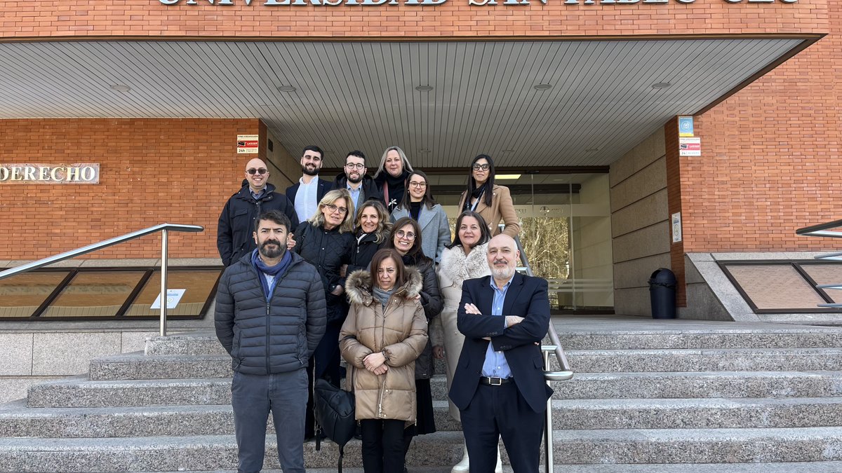 RIDEE_CEU's tweet photo. 👉Last week we celebrated the #steeringcommittee of our Erasmus+ project: #EUdemos.

👨‍💻Representatives belonging to different educational institutions from #Spain, #Italy, #Portugal, #Greece and #Poland participated in the meeting.

@Colegios_CEU @pde_kritis @ces_ue https://t.co/iJDhIH6A0J