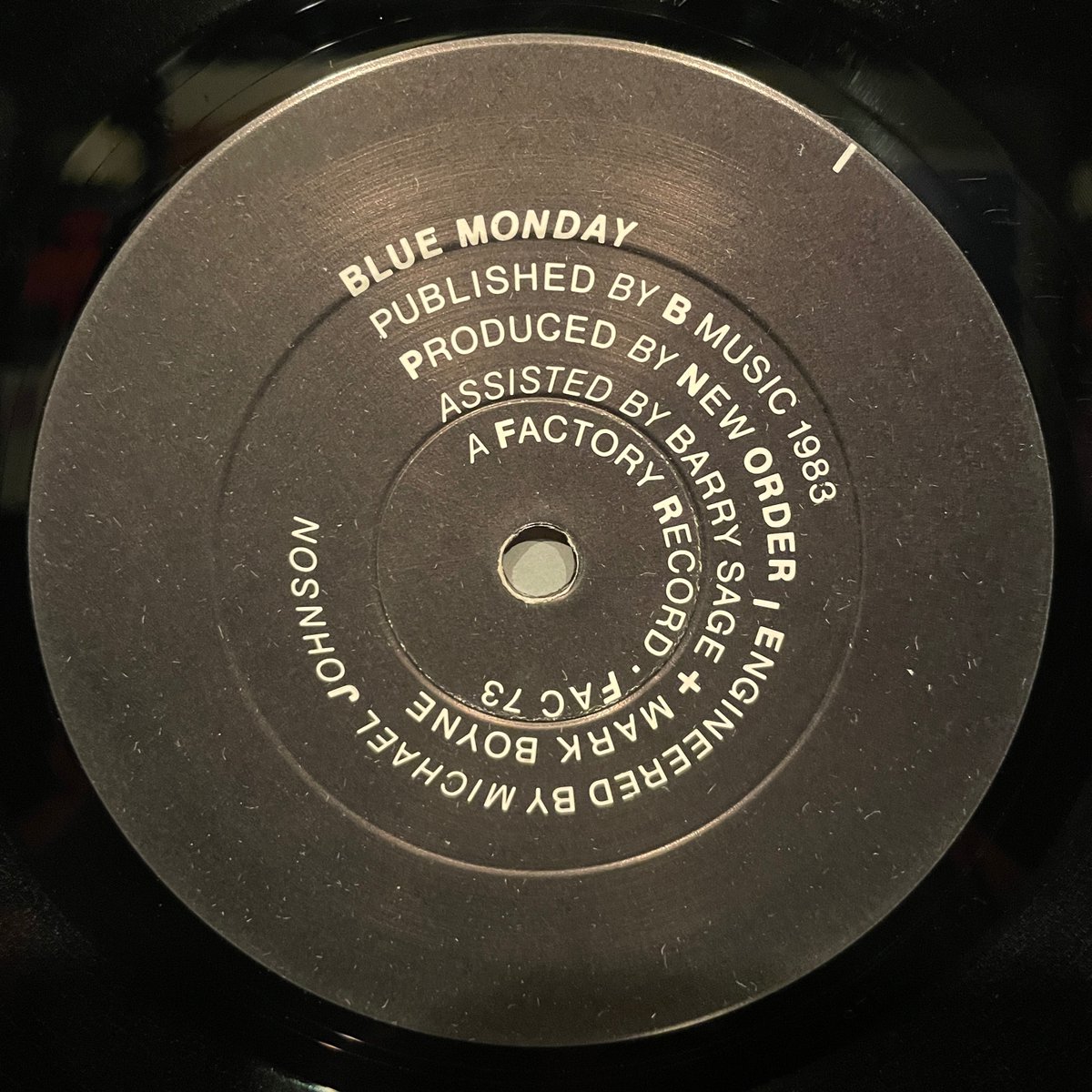 ほな12いこか
NEW ORDER / Blue Monday [07Mar1983  Factory --- Fac 73]　　　
#NewOrder  #BlueMonday  #PeterSaville  #onthisday  #vinylbar  #musicbar  #レコードバー  #mhc07032023
youtube.com/watch?v=nkHCS1…