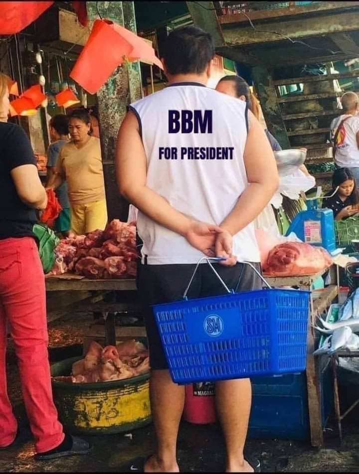 MambaBr0wn2's tweet photo. PULANGAW MAGNANAKAW!
[when you see it] 

#MarcosMagnanakaw 
#cttopic https://t.co/yy2V6cqbj7