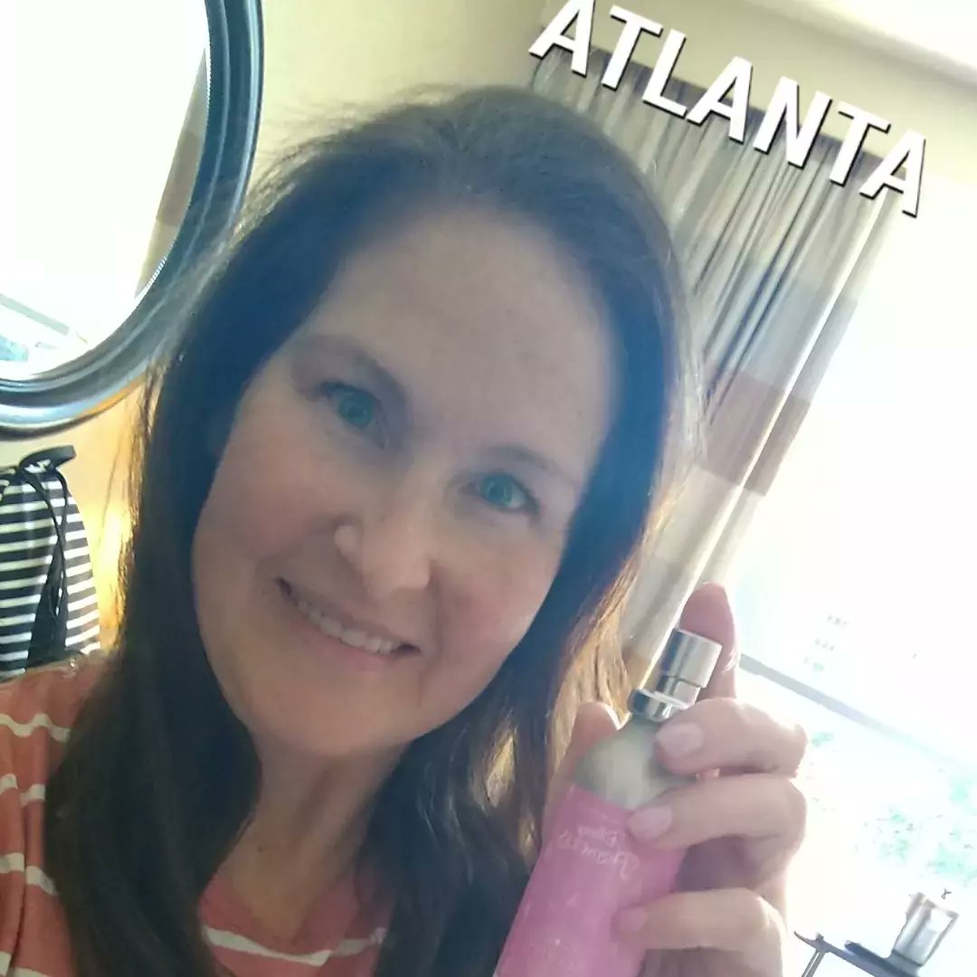 Beth97364129's tweet photo. Making the hotel room smell amazing!
#bethsvipbesties #Sheraton
#Atlanta https://t.co/Y1hstaRsm0