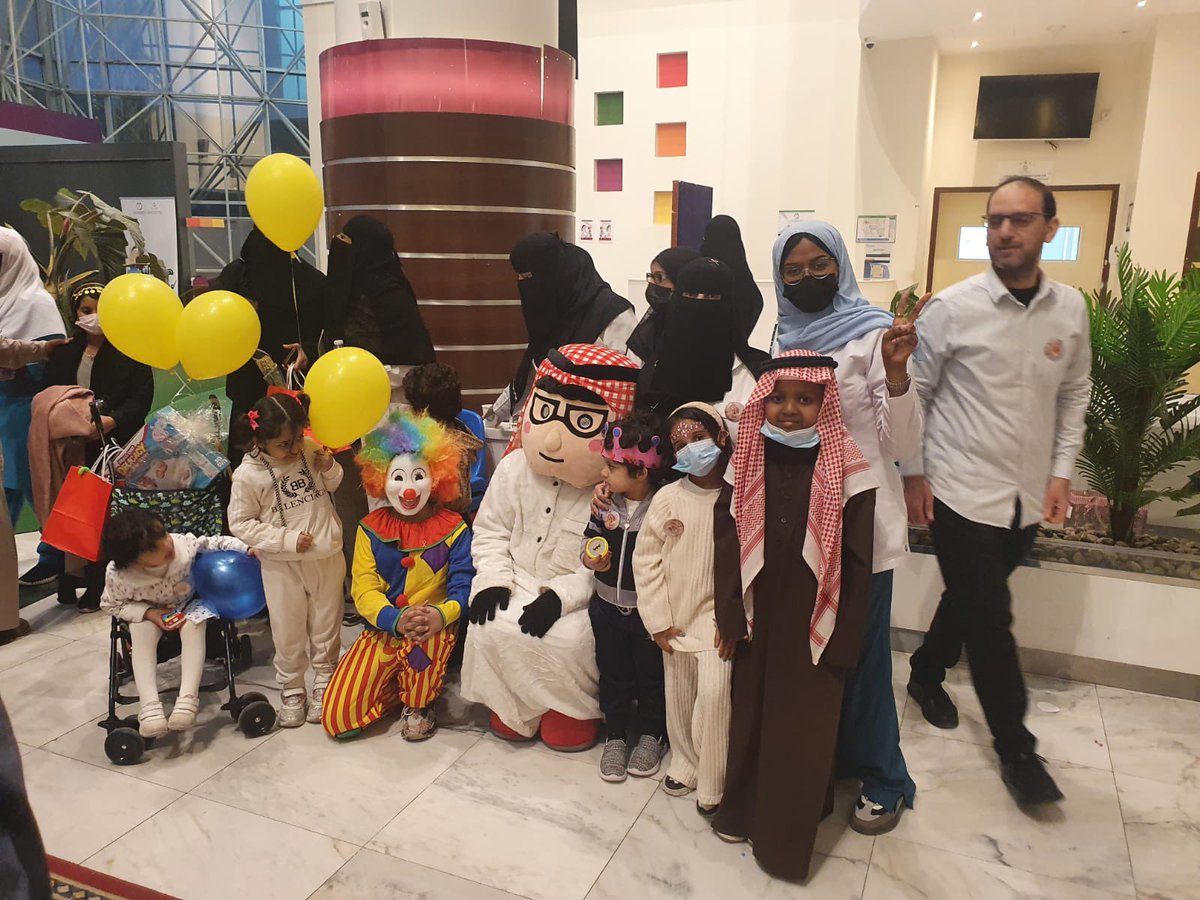 Doodi2016Dodi's tweet photo. تفعيل اليوم العالمي لمرضى السرطان الاطفال بالمدينه https://t.co/oa2nzwqzOJ