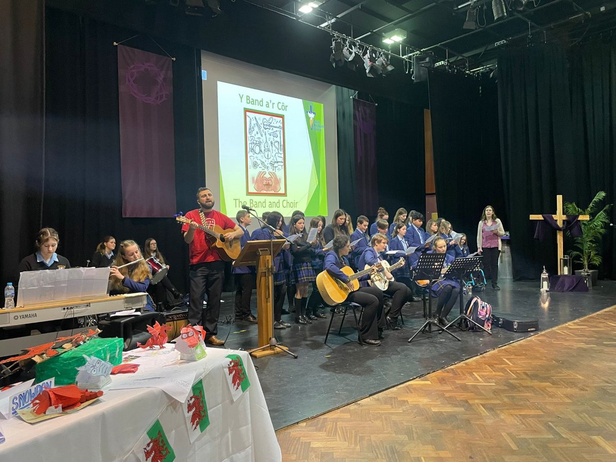 Yma o Hyd. Calon Lân. Sosban Fach. A fantastic performance from our school band and choir at the Eisteddfod. Da iawn SRG! <a href="/srgchs/">St Richard Gwyn Catholic High School</a>