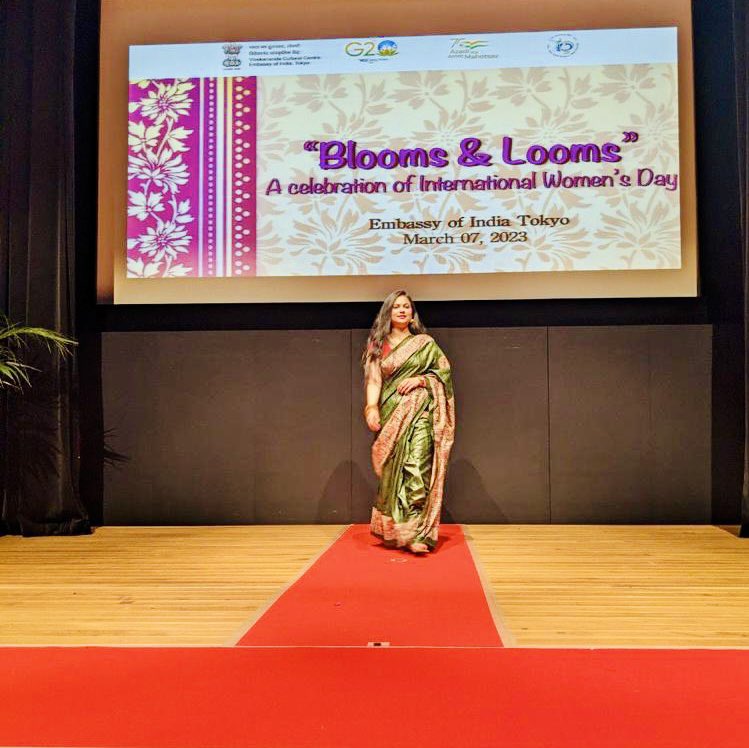 vikashranjan55's tweet photo. My wife JYOTI representing #Bihar @biharfoundation in hand painted Mithila design on Bhagalpur Silk sari at an event organized by @IndianEmbTokyo Indian Embassy of Japan celebrating International women’s day 2023. #IWD2023 @SandeepPoundrik @rahulias6 @sanjeevsinghx @IPRD_Bihar https://t.co/BQd6nO9nQj