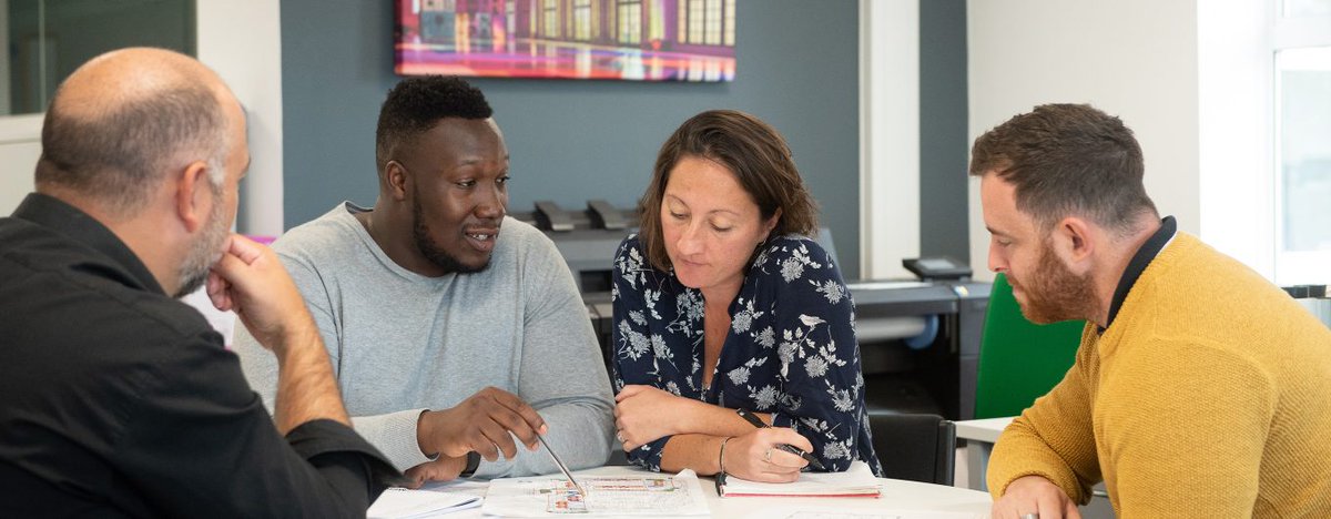 New Members <a href="/RidgeLLP/">Ridge</a> are recruiting for a Social Value Impact Analyst 😀

This is a new, but very important &amp; exciting role as you will be key in taking Ridge from its current position to that of a leader and innovator in delivering social value. 
linkedin.com/jobs/view/3494…