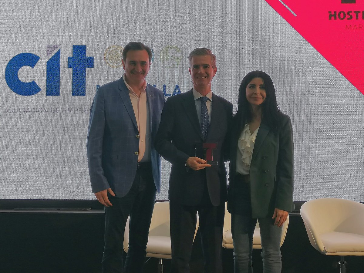 citmarbella's tweet photo. Hoy CIT Marbella ha recibido el reconocimiento  por su  aportación  y contribución al sector de la hostelería y gastronomía en la Costa del Sol, por parte de #Hosteltech, que comienza su II edición en estos momentos. ¡¡Infinitas gracias ¡¡ https://t.co/E2xRBTsKS0