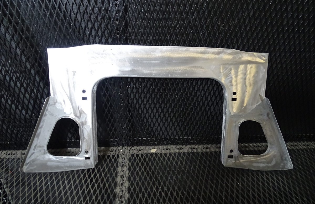 ExPressedSteel's tweet photo. Ford Anglia 105e, 123e, 305e and Thames 307e Radiator Mount.

https://t.co/mfjU9zqcCQ

#FordAnglia #Thames307e https://t.co/PuF4Yvittp
