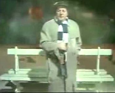 SILVESTREMarie3's tweet photo. @fanch_mrl "Va travailler feignant, la France t'attend" COLUCHE https://t.co/GP8qGvZWP0