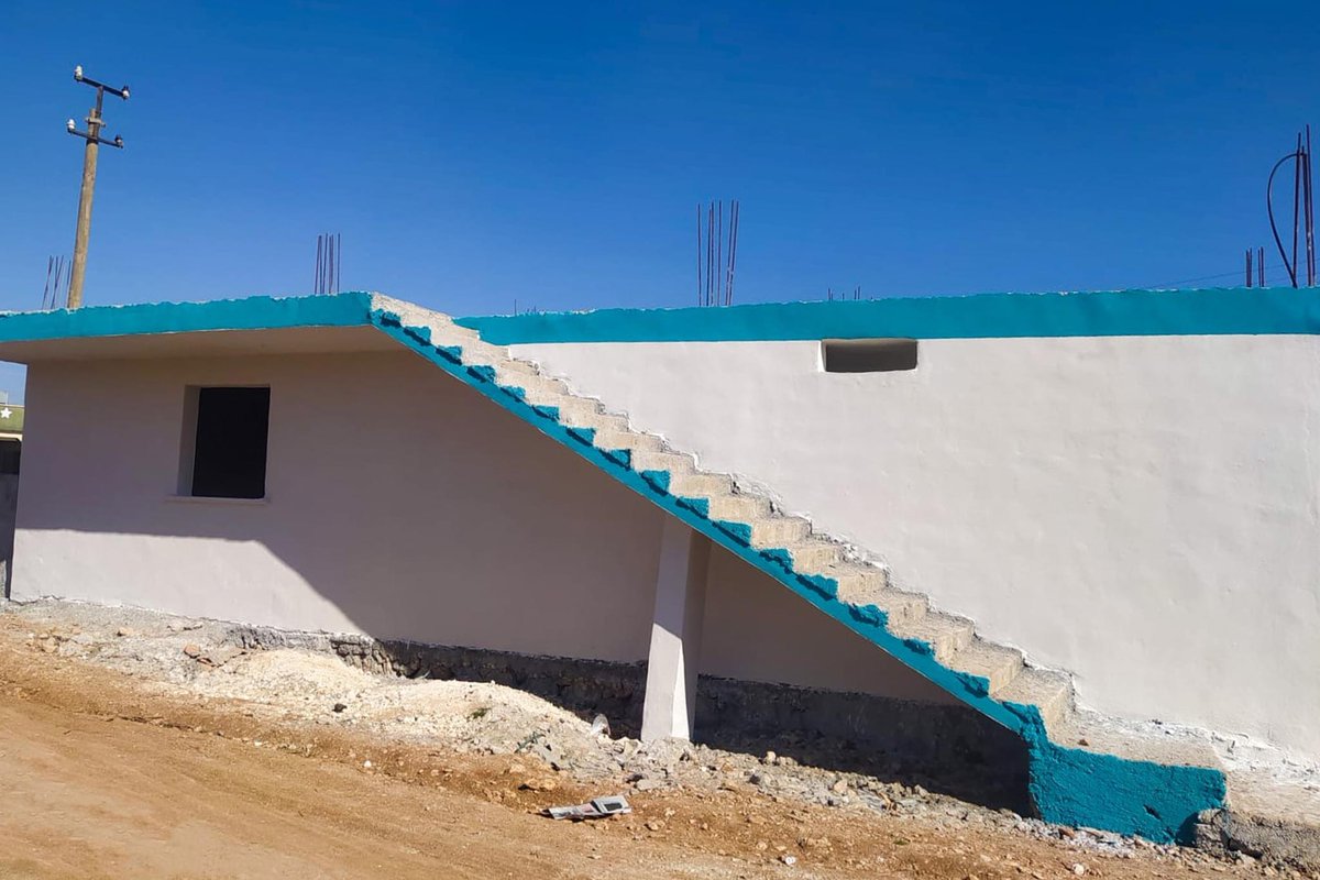 yalcinkayamehmt's tweet photo. ✅ #Berdi Kırsal Mahalle'mizde ki çok amaçlı kültür evinin (Taziye Evi) iç ve dış cephe boyama işlemini tamamladık. https://t.co/UtKla6l65Y