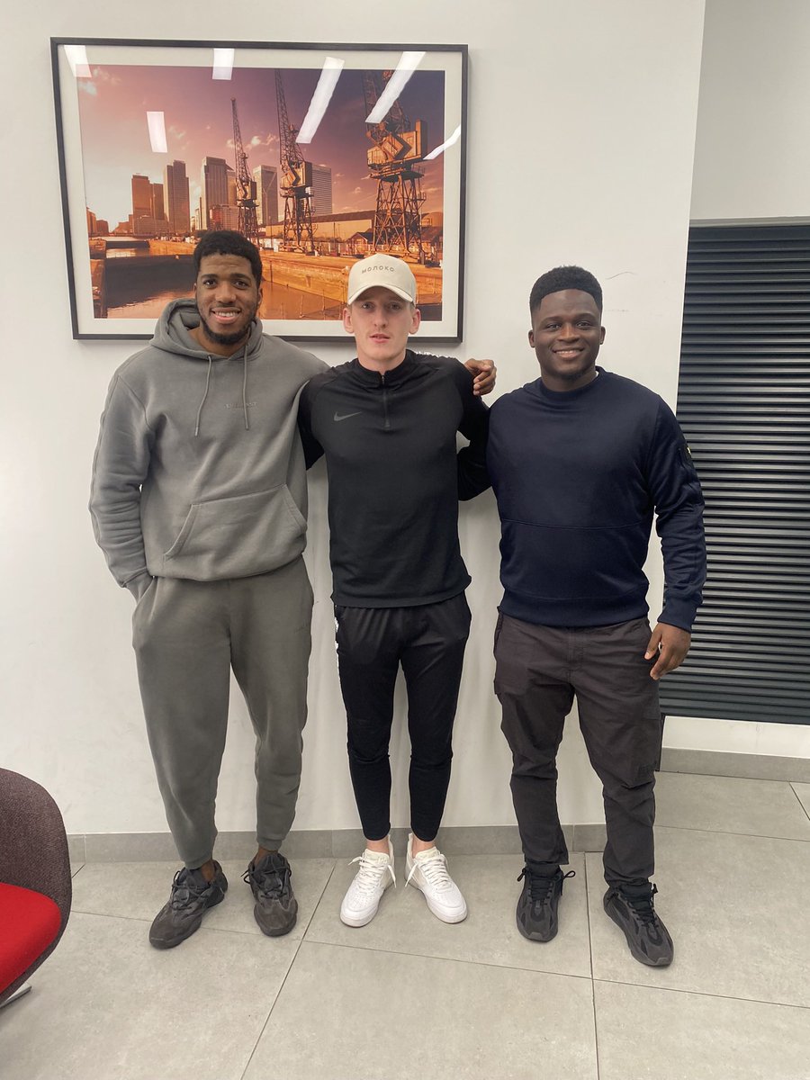Exclusive Interview with @RonanCurtis1. Get well soon my g🙏🏾🚨🚨 @Podcast_TBG Discussed: 👀Relationship with close friend Declan Rice and Arsenal rumours ✍🏻Contract situation 🌎Community work ➕ much more‼️ Visuals - youtu.be/DIVCFTmWAsQ Audio - linktr.ee/tbgpodcast
