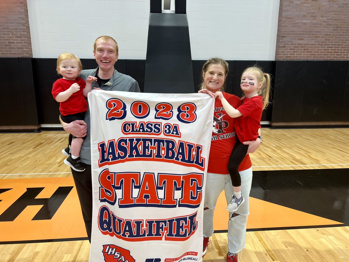 We love <a href="/Coach_Dose/">Aaron Dose</a> and the <a href="/northpolkbb/">North Polk Boys Basketball</a> boys basketball team! Good luck today at The Well🖤❤️ #gocomets
