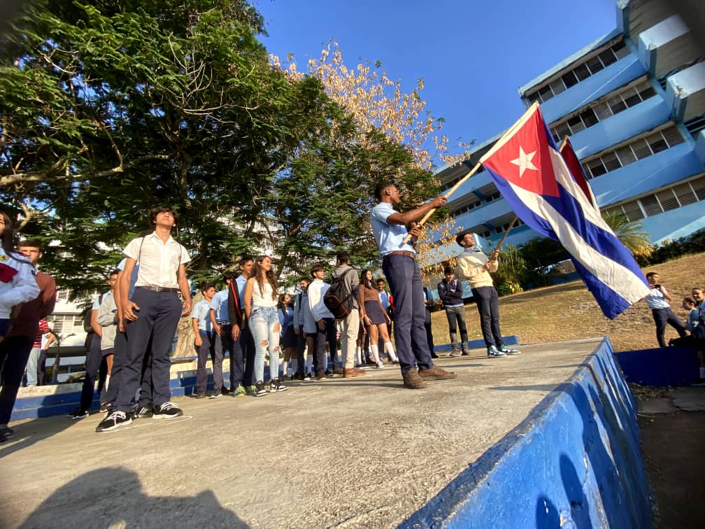 Matutino especial para el abanderamiento🇨🇺 de la delegación que nos representara en la Copa Inter IPVCE a celebrarse en Pinar del Río.
#ipvcecm #ipvcecarlosmarx #ipvce #MatancerosEnVictoria #CubaMined #GobMtz #MejorEsPosible