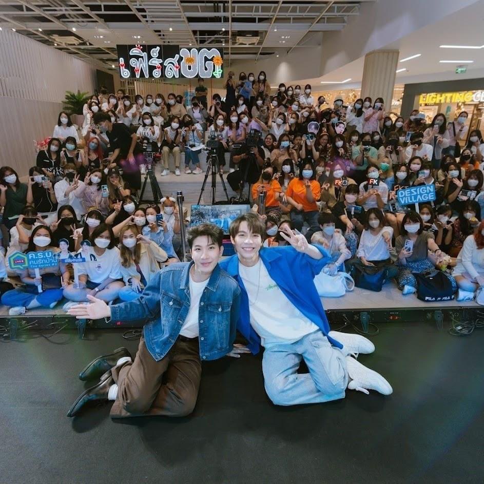 First_Memorie's tweet image. ภาพบรรยากาศงาน 📷
ค.ร.บ. คนรักบ้าน ❤The Series  Ep 1 
แต่งบ้านเสริมดวง รับปีกระต่าย 🐰  

Cr. FB : DesignVillage
📌 m.facebook.com/story.php?stor…

#DesignVillageXเฟิร์สข้าวตัง
#DesignVillage 
#Firstkanaphan #เฟิร์สข้าวตัง