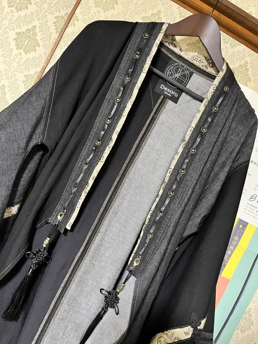 物理的にはめちゃくちゃ疲れててほんとシャレにならんのだけど、OZZの岡山デニムの羽織風アウター買えたからメンタルバリバリ最強元気!!!!ずっと密かに気になってたやつ!! 