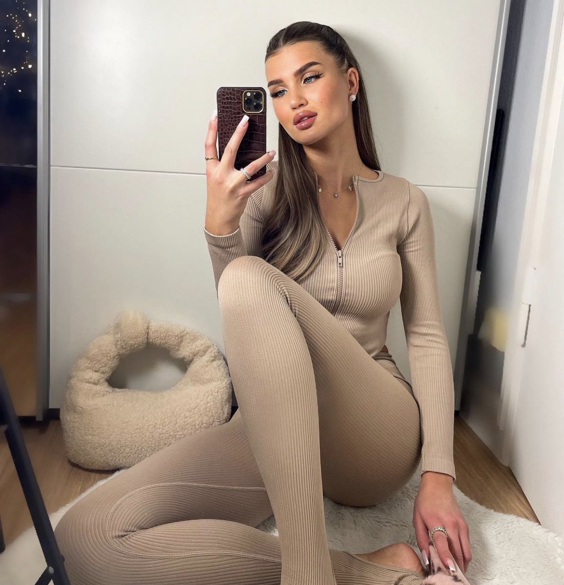 𝑮𝒐𝒐𝒅 morning, Charming. ❦