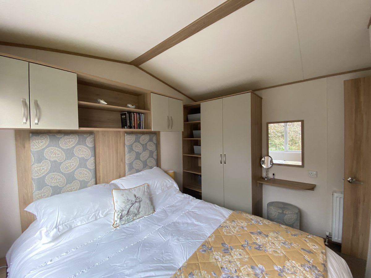 This 2018 <a href="/ABIHolidayHomes/">ABI Holiday Homes</a> Oakley is for sale at <a href="/Smytham/">Smytham Holiday Park</a>  - beautiful country views in quite rural #NorthDevon bit.ly/41QpZ1d