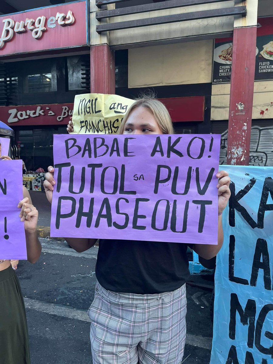 LABAN LANG NANG LABAN‼️

Walang tigil ang paglaban ng mga kabataan at mga tropa nating tsuperheroes patungo sa darating na pagkilos ng International Women's Day bukas! 💜✊🏽

#SupportTheStrike 
#NoToJeepneyPhaseout