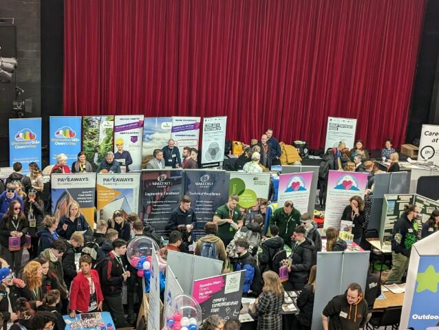 Dewiswch Eich Dyfodol Gogledd Powis <a href="/GyrfaCymru/">GyrfaCymru</a> <a href="/NPTCGroup/">Grŵp Colegau NPTC Group of Colleges</a> 
Cyfle grêt i ddisgyblion cwrdd efo cyflogwyr lleol. 🙌
#DewiswchEichDyfodol