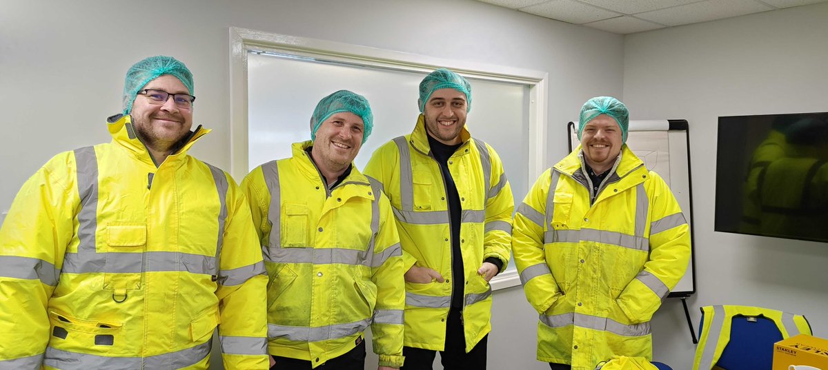 We don't want to sound cheesy, but we had a grate new business meeting last week...
We even got a gouda photo, don't you abrie?! 🫣🧀🤣