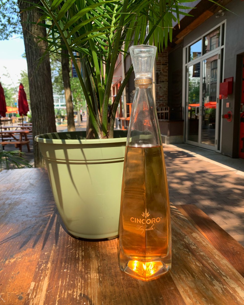 BakersfieldSN's tweet photo. It's our favorite day again...🌮 🌮 🌮 Tuesday!!! Tonight we have $3 tacos and $10 pours of Cincoro Reposado. Stop in or make a reservation at https://t.co/1OZeR6S0jJ. https://t.co/vV3ugci1xM