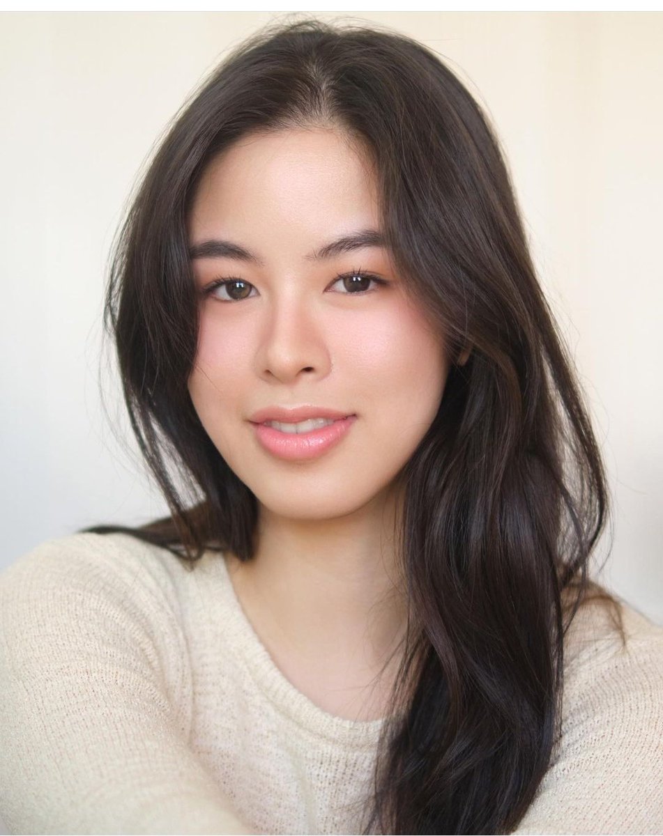 Before stanning bts, I'm a solid fan of this beautiful and kind-hearted girl. Humble and grateful. The way I look up to this girl for her wisdom and values is the same way how I look up with bangtan. I love you <a href="/KissesDelavin/">Kisses Delavin</a> <a href="/BTS_twt/">방탄소년단</a> #bts #KissesDelavin
KISSES DELAVIN, everyone.