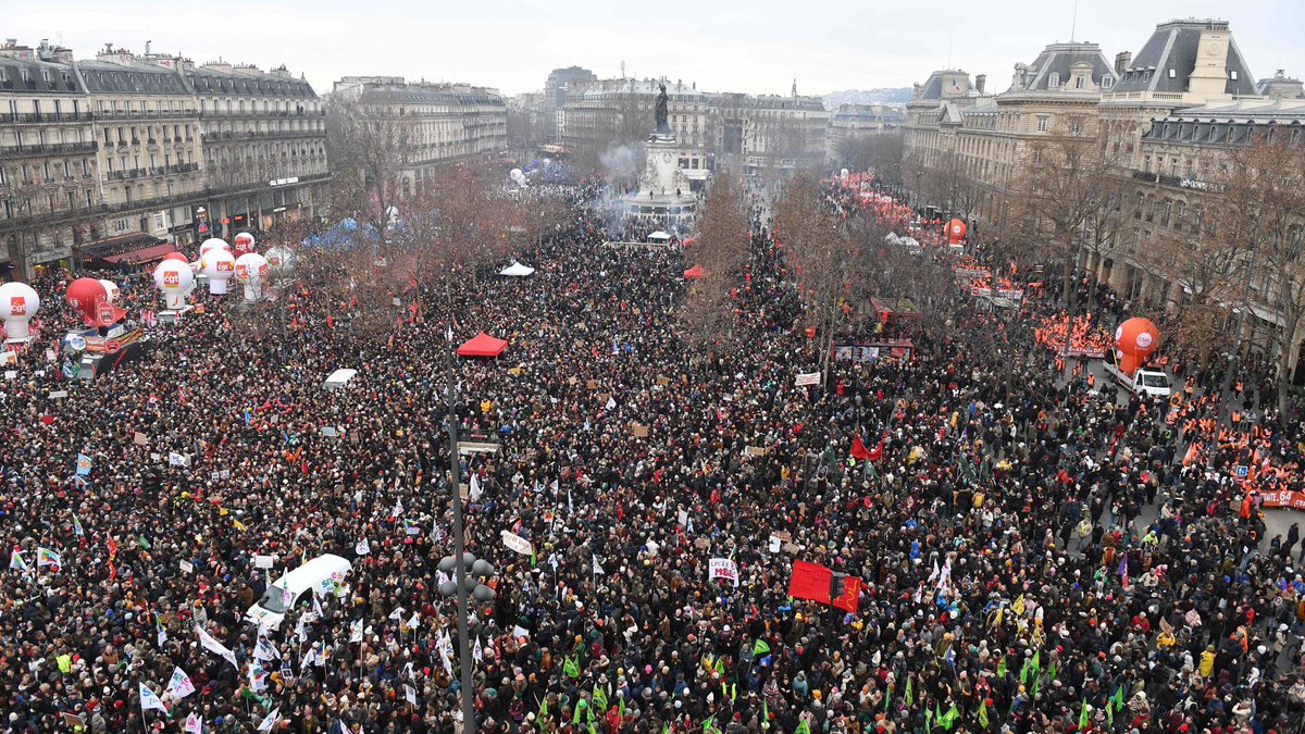 French workers and unions showing us the way! For the 6th time since the start of the year, unions have called a nationwide day of strikes and demos aiming to repeat the large turnout seen previously on 19th Jan, when more than a million people marched against pension changes.