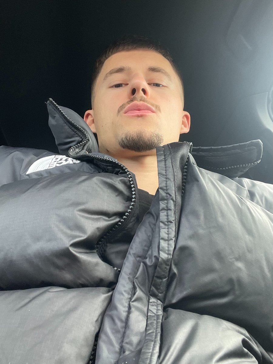 Chris OnlyFans 🍆 Top 0.08% on Twitter: "This how I look at you if you're choking on my thing😏💦