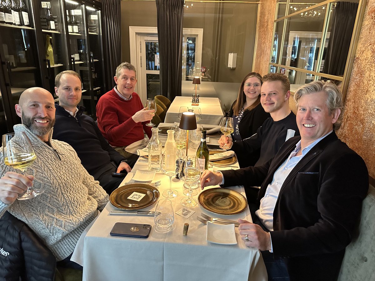 mrjohnleach's tweet photo. Thank you ⁦@Rigshospitalet⁩ Martin Gehrchen for a great trip to Copenhagen to see the ⁦@stryker_spine⁩ AIRO in action prior to installation ⁦@ncaspines⁩ ⁦@MCCN_UK⁩ ⁦@OrthT⁩ #spinalnavigation https://t.co/aemJ2fSM2Z