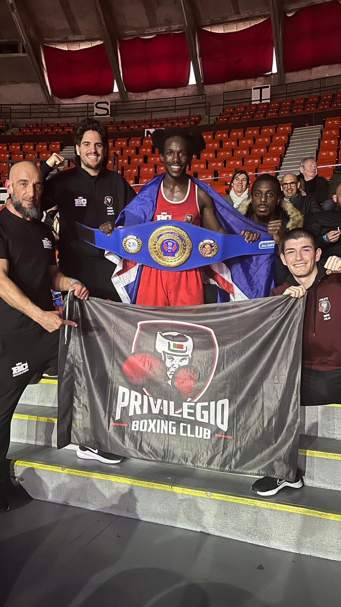 EbcBoxing's tweet photo. Torneio internacional Ceiture KZO - Nantes 🇫🇷 https://t.co/UpgUsXufoZ