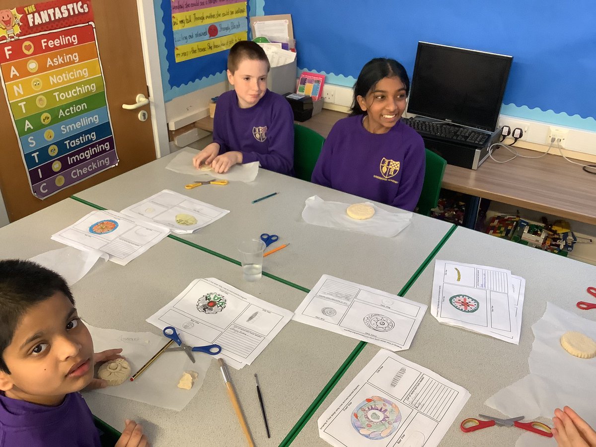 Today our year 5 & 6’s made their own Anglo-Saxon brooches, fitting in nicely with our Topic lessons! #saltdough #anglosaxons #bringinghistorytolife