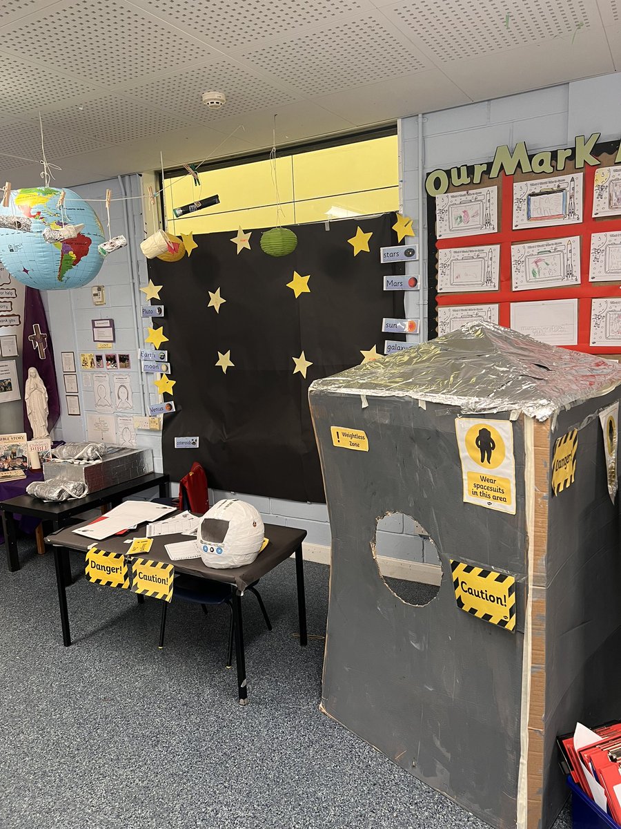 Houston we have a problem!
Our Reception children have been investigating slime and UFO’s in the playground and even star gazing! 💫 

#eyfs #learningthroughplay #space
#toknowtolovetoserve