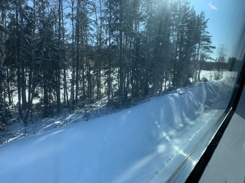 HIED 744/844 is on the move - we had a wonderful visit with many different folks at the University of Jyväskylä the last day and a half. Next stop: Tampere and @TampereUni 🚉