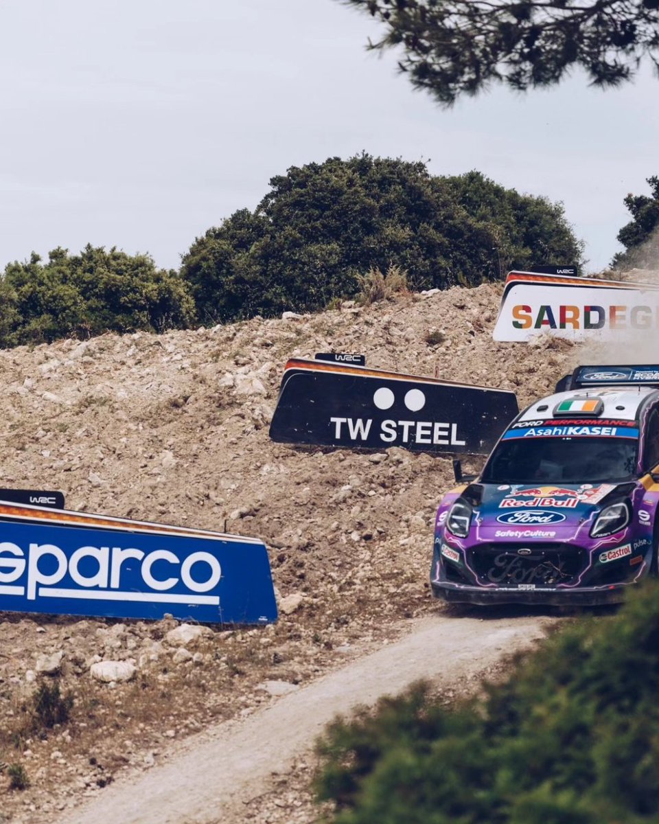 The @rally_d_italia and @SparcoOfficial together for edition number 20! 🟢⚪🔴
.
More info rallyitaliasardegna.com/2023/03/07/spa…
.
Olbia | 1-4 June 2023
#jumpinginthedust #rallyitaliasardegna #sparco #iamsparco #racing #motorsport #rally #sparcosuits