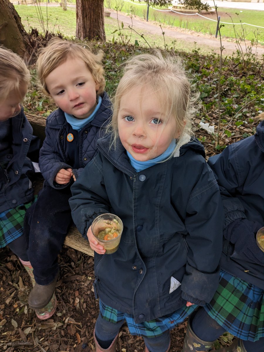 pinewoodprepsch's tweet photo. The Nursery worked hard chopping vegetables and making soup! It was yummy and warm!
#earlyyearseducation #makinglearninganadventure #cookinginschools https://t.co/0RUkEvGYya