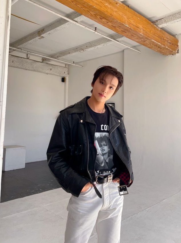 𝓑𝓪𝓬𝓴𝓼𝓽𝓻𝓮𝓮𝓽

— a lee haechan AU
written by Monsoonbloomss