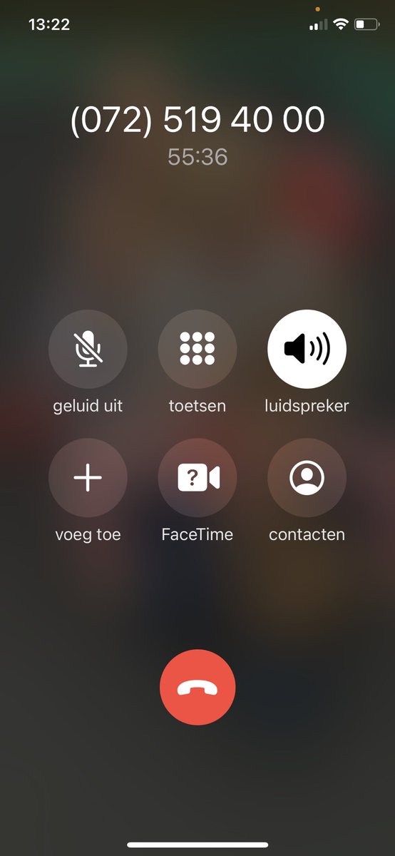Nou <a href="/reaal/">Reaal</a>, na bijna een uur in de wacht en nog steeds 5 wachtenden voor me, moet ik naar een afspraak. Gisteren ook al eindeloos in de wacht tot ik weg moest. Wat moet ik doen om iemand te spreken te krijgen?