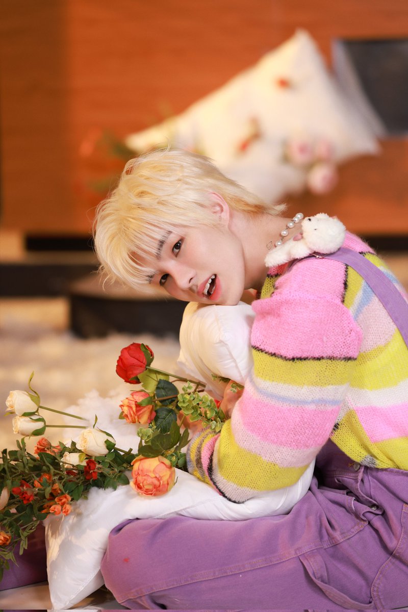 Ai_SeeU's tweet image. MY HONEY SWEETIE PIE
MY SUGAR PLUM
MY CUPCAKE
MY CINNAMON ROLL
MY SUNSHINE

#LiuJun #JunLiu #JunLiuOnTheRise #TogetherWithJunLiu