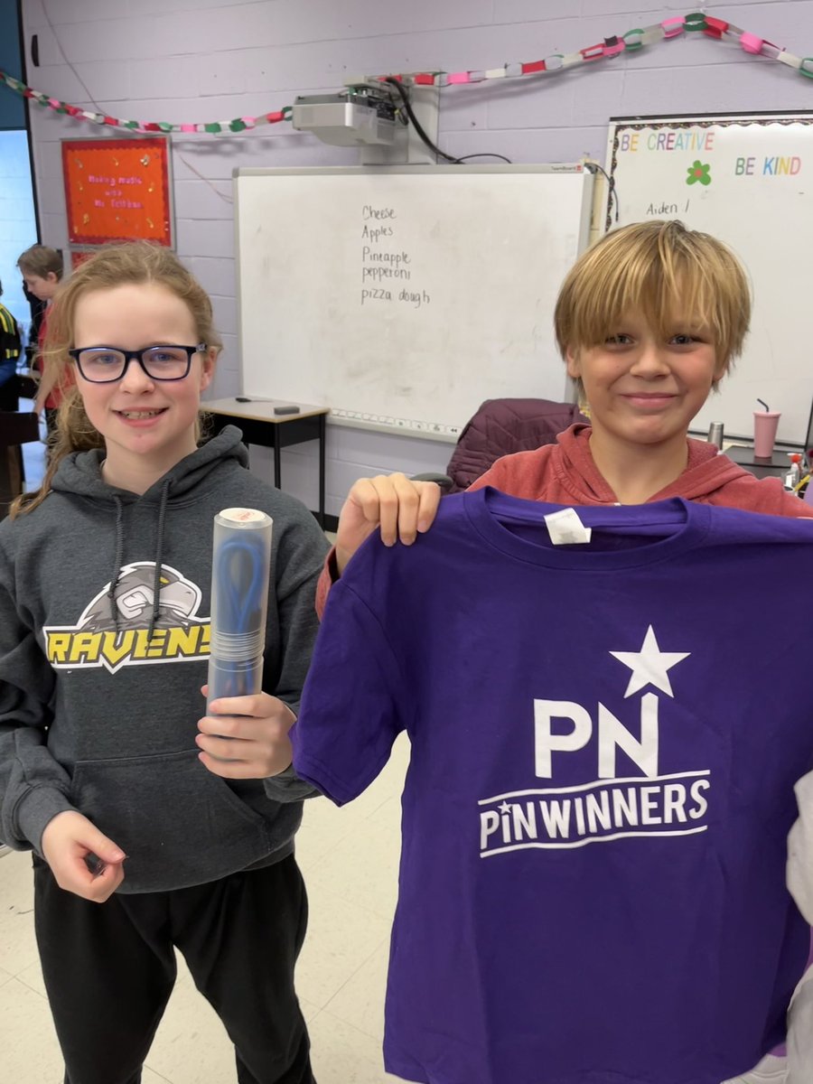 AdonnaHickey's tweet photo. Lots of PIN’s and prizes awarded to some happy Ss this week @Hazelwood_Elem for #newcombe #tripleball #snowshoeing & #volleyball @schoolsportsnl #ParticipationNation @ActiveSchoolsNL @NLESDCA https://t.co/r7tspe3lXa