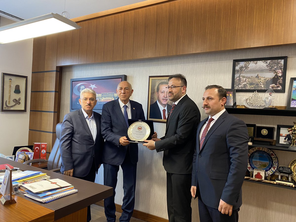 irfankartal_65's tweet photo. Özel Meslek Liseleri Federasyonu Genel Başkanı Av. Ahmet Yalçın, Genel Başkan Vekili Mustafa Kızmaz ve Genel Sekreter Celal Altın Gazi Meclisimizde bizleri ziyaret ettiler. 

Nazik ziyaretleri dolayısıyla teşekkür ediyorum.. https://t.co/DXvC7sX9NZ