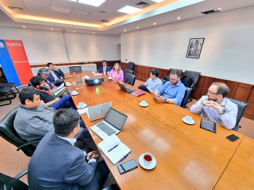 ⭕️ Para avanzar en la agenda de electromovilidad en el transporte público regional, esta mañana el gobernador <a href="/RicardoDiazC/">Ricardo Díaz Cortés. Gobernador</a> se encuentra en el <a href="/MTTChile/">Ministerio de Transportes y Telecomunicaciones</a> dialogando con el subsecretario de Transportes, Cristóbal Pineda 🚎🚍