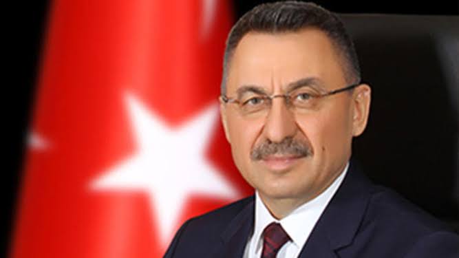 Dr. jur. Murat Yılmaz (@_dr_mrt_ylmz) on Twitter photo 2023-03-07 12:55:57 Tanıştırayım, @fuatoktay kendisi bir süpermendir, zira senelerdir tek başına yürüttüğü görev için muhalefet tam 7 kişi öngörüyor...
Demek ki Sayın Fuat Oktay'ın mistik güçleri var... Tanıştırayım, @fuatoktay kendisi bir süpermendir, zira senelerdir tek başına yürüttüğü görev için muhalefet tam 7 kişi öngörüyor...
Demek ki Sayın Fuat Oktay'ın mistik güçleri var...