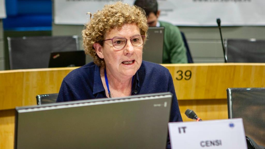 PES_CoR's tweet photo. @KlisovicJosko @BiwerR @AriannaCensi @KTutto @IBoudineau @AlisonGilliland @FEPS_Europe @PES_PSE @YESocialists @pa_weg @EU_CoR @joancalabuig @jurezubcic @TheProgressives @ch_rouillon @javilopezEU 📢 “Per rafforzare le partnership a sostegno dell'implementazione di progetti #GreenDeal tra pubblico e privato occorre facilitare gli investimenti per la sperimentazione dei veicoli e supportare le aziende nell'omologare i propri prodotti in tutti gli stati UE.”

🗨️@AriannaCensi https://t.co/yQRaz7w6Sf