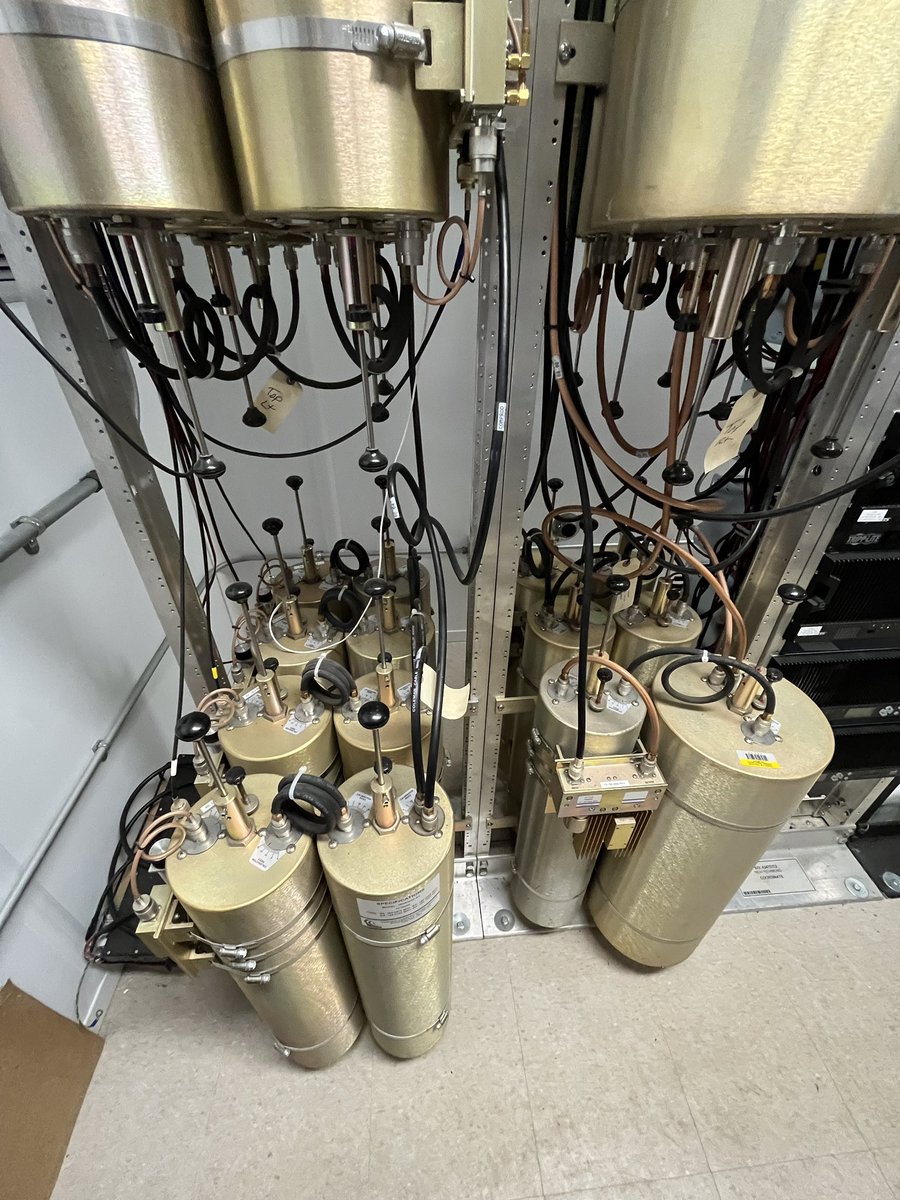 K9MLS's tweet photo. Some VHF filters from a site I was working on the other day. #txrx #vhf #radio https://t.co/6Iz8Hq1fGX